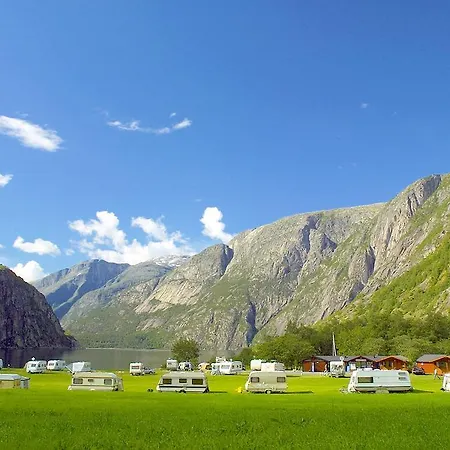 Campsite Saebo 3*